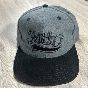 Vintage Disney Mickey Mouse Hat Snapback Cartoon Goofy‎ Gray Black Wool Cap